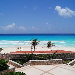 Studio Apartment Sea View